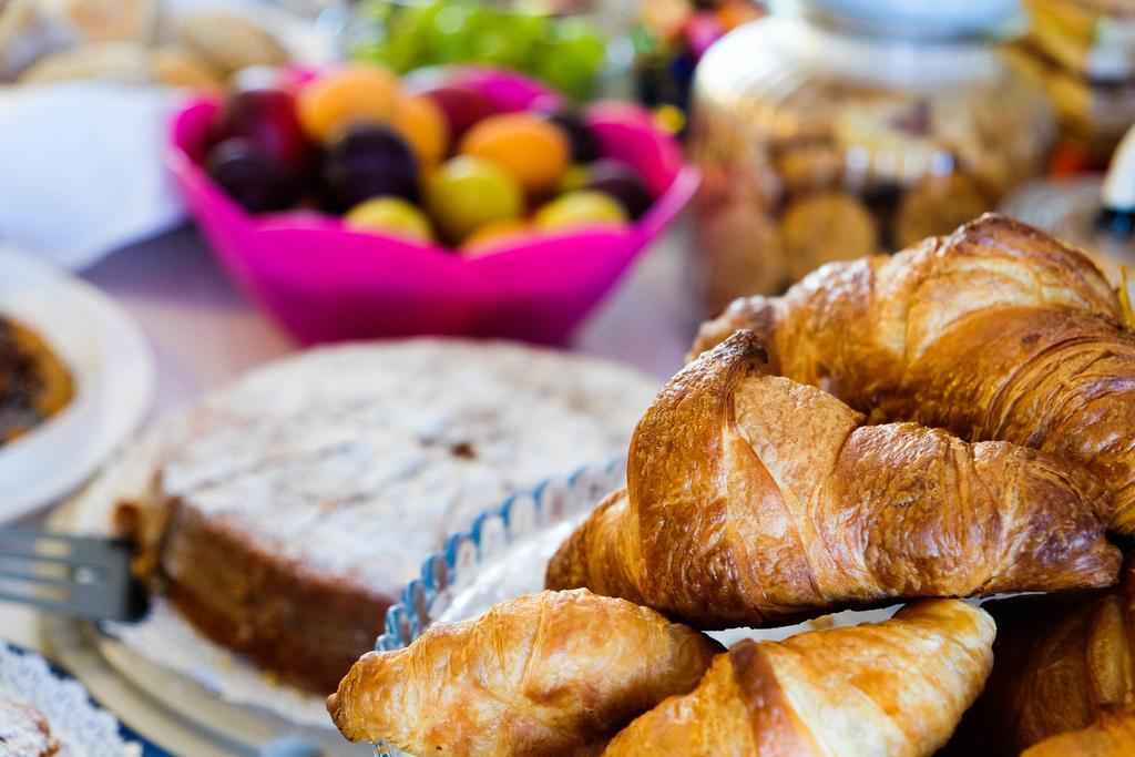 Sweet Life Bed & Breakfast Peschiera del Garda Exterior photo